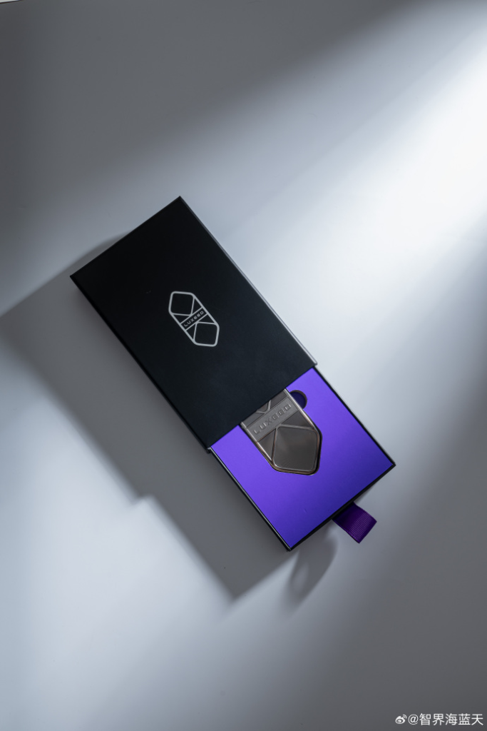 智界品牌汽车实物车标出炉